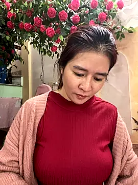 Snapshot of Bollozzy_89 chatting on 10/23/25, 04:55 Bollozzy 89 online show from 10/23/25, 04:55