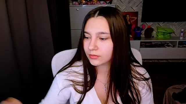 Arianna Grend online show from 12/15/25, 01:17