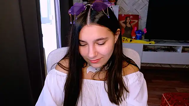 Arianna Grend online show from 11/05/25, 09:23