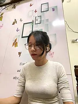 meomeo2k6 online show from 11/06/25, 01:48