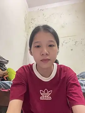 meomeo2k6 online show from 10/12/25, 02:18