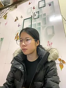 meomeo2k6 online show from 11/05/25, 01:47