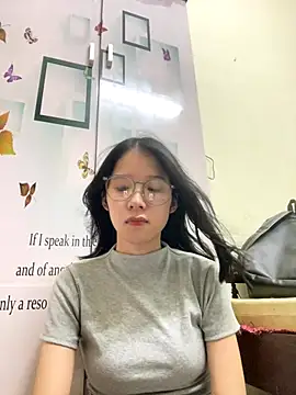 meomeo2k6 online show from 10/20/25, 07:53