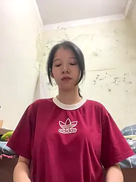 meomeo2k6 online show from 10/16/25, 07:27