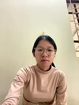 meomeo2k6 online show from 12/20/25, 06:27