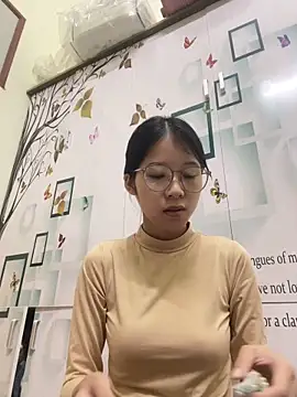 meomeo2k6 online show from 11/30/25, 06:36