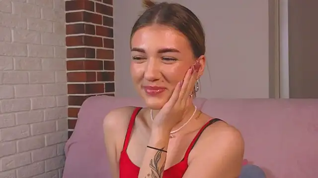 Snapshot of BeatrixGummer chatting on 09/12/25, 08:19 BeatrixGummer online show from 09/12/25, 08:19