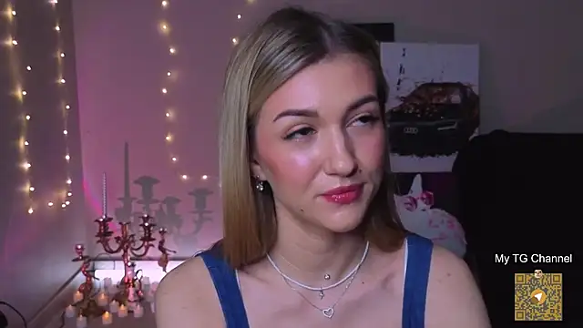 Snapshot of BeatrixGummer chatting on 11/20/25, 08:09 BeatrixGummer online show from 11/20/25, 08:09