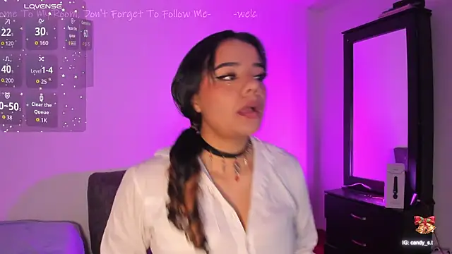 Snapshot of Shophie_thoopson chatting on 12/21/25, 09:04 Shophie thoopson online show from 12/21/25, 09:04