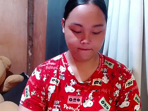  Lylia online show from 12/23/25, 05:18