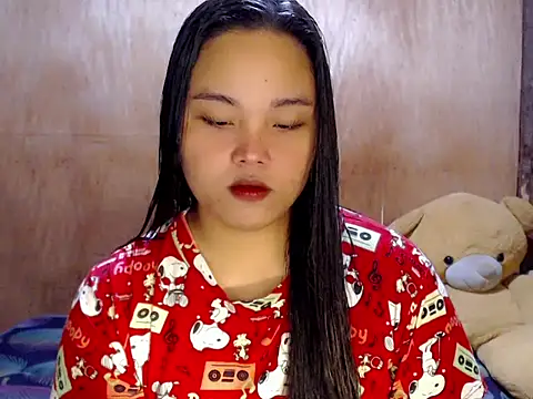  Lylia online show from 03/25/26, 09:24