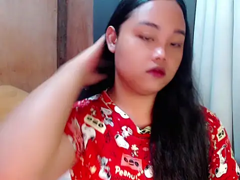  Lylia online show from 12/03/25, 08:19