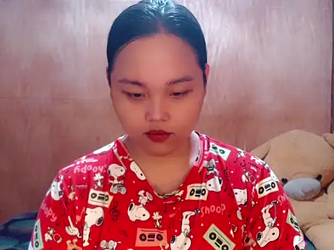  Lylia online show from 04/15/26, 02:39