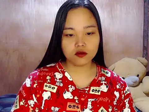  Lylia online show from 04/08/26, 10:44