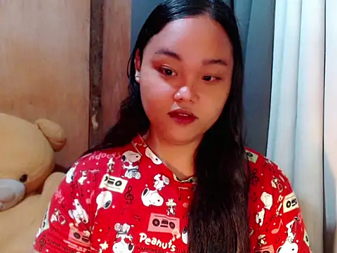  Lylia online show from 11/19/25, 09:26