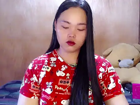 Snapshot of _Lylia chatting on 06/03/26, 11:20 Lylia online show from 06/03/26, 11:20