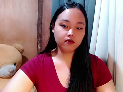  Lylia online show from 02/13/26, 09:37