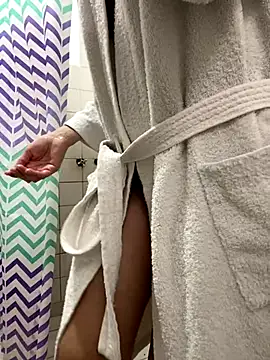 aphrodite sexy online show from 09/11/25, 05:13