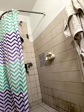 aphrodite sexy online show from 12/14/25, 02:33