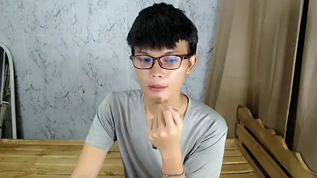 Snapshot of sweet_bonansa chatting on 10/07/25, 06:53 sweet bonansa online show from 10/07/25, 06:53