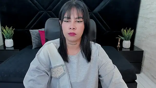 Dantzel  online show from 01/14/26, 07:06