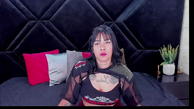 Dantzel  online show from 04/10/26, 07:10