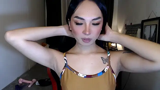 Snapshot of Goddess_Isabel chatting on 10/22/25, 07:57 Goddess Isabel online show from 10/22/25, 07:57