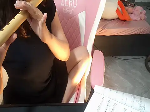 Ori-Yannie online show from 10/19/25, 06:05