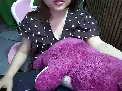 Ori-Yannie online show from 06/12/26, 11:08
