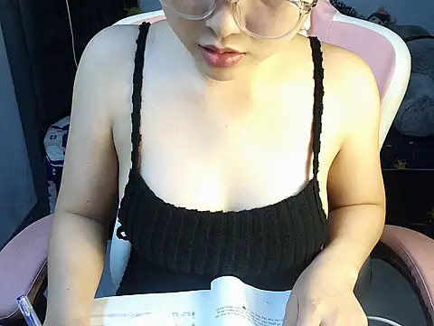 Ori-Yannie online show from 09/10/25, 04:00