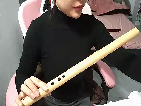 Ori-Yannie online show from 11/05/25, 06:49