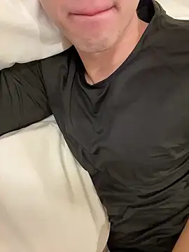 gochu1004 online show from 11/30/25, 02:51