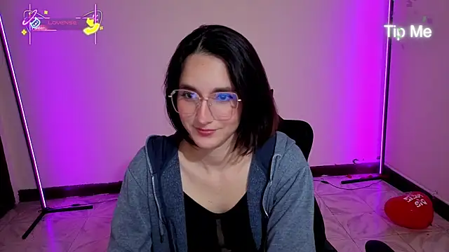 MiaLozanox online show from 10/03/25, 08:27