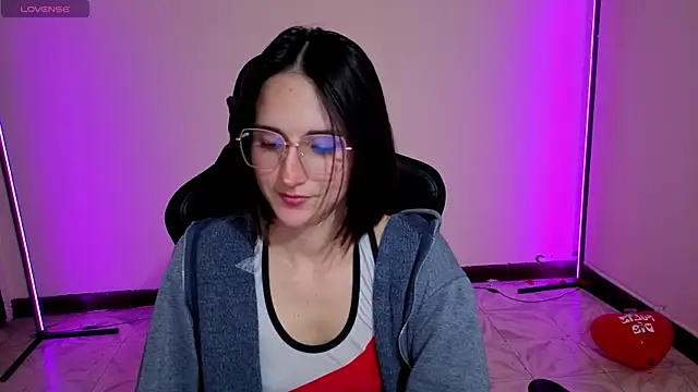 MiaLozanox online show from 09/30/25, 08:20