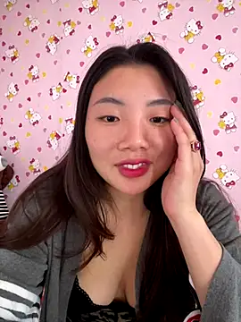 D2sweet online show from 11/23/25, 06:23