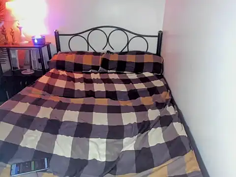 Tanya Scott online show from 09/28/25, 02:24