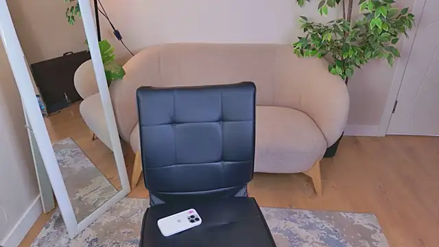 Mary Lane  online show from 03/10/26, 08:46