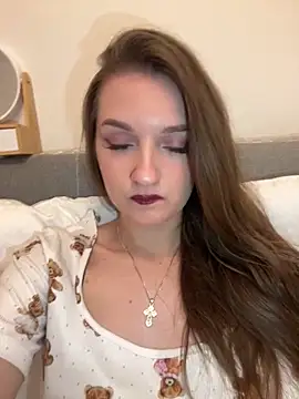 AdelinaEmber online show from 10/09/25, 11:00