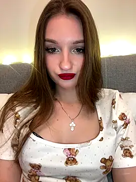 AdelinaEmber online show from 10/06/25, 11:44