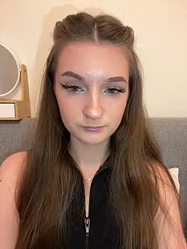 AdelinaEmber online show from 12/18/25, 11:58