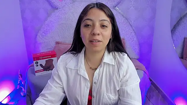Snapshot of Sarita_jane chatting on 06/16/26, 02:33 Sarita jane online show from 06/16/26, 02:33