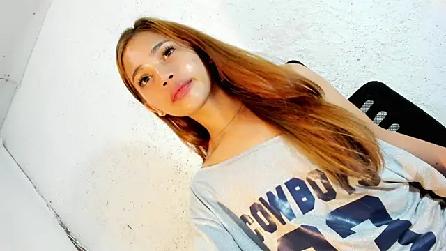 Snapshot of Ts_morena chatting on 06/14/26, 01:02 Ts morena online show from 06/14/26, 01:02