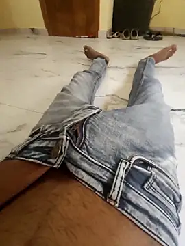 rockyy23boy online show from 04/14/26, 06:07