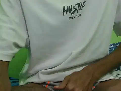 rockyy23boy online show from 12/16/25, 02:43