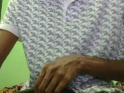 Snapshot of rockyy23boy chatting on 09/10/25, 10:25 rockyy23boy online show from 09/10/25, 10:25