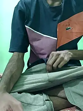 Snapshot of rockyy23boy chatting on 10/06/25, 09:59 rockyy23boy online show from 10/06/25, 09:59