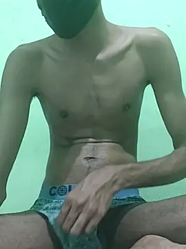 Snapshot of rockyy23boy chatting on 09/30/25, 04:57 rockyy23boy online show from 09/30/25, 04:57