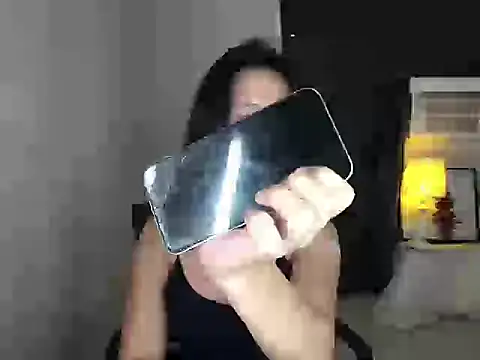 Snapshot of Ricaliciuos chatting on 01/07/26, 11:21 Ricaliciuos online show from 01/07/26, 11:21