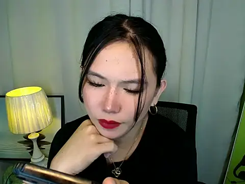 Snapshot of Ricaliciuos chatting on 05/30/26, 10:37 Ricaliciuos online show from 05/30/26, 10:37