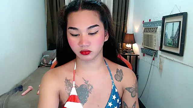 Snapshot of lil_fantacy chatting on 10/26/25, 02:06 lil fantacy online show from 10/26/25, 02:06